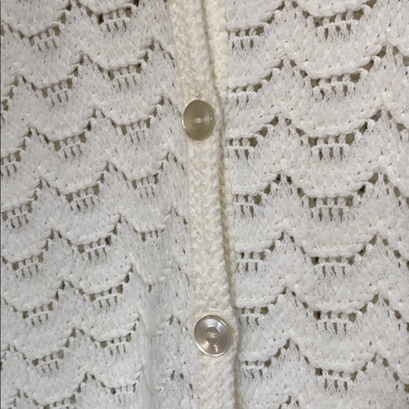 Vintage white poncho with fringe & arm holes - Picture 3 of 6